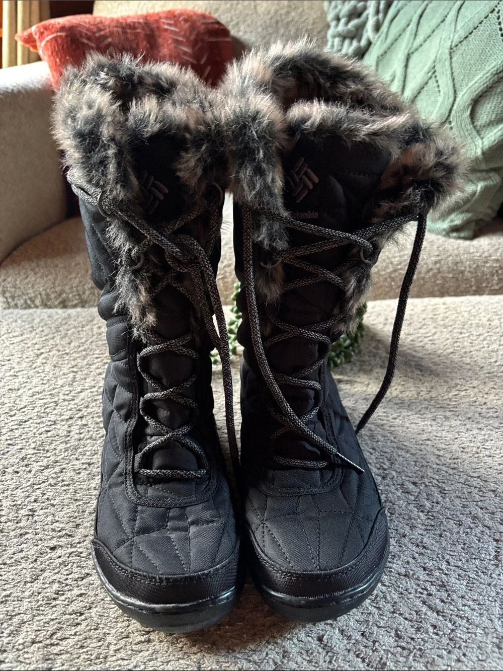 Columbia Black Women's Waterproof Insulated Winter Boots with Faux Fur Trim